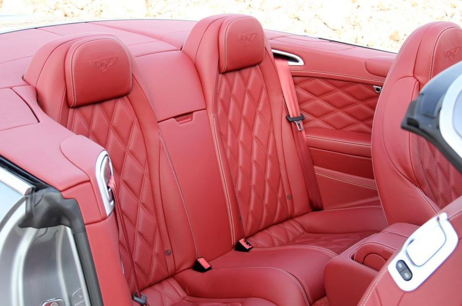  Bentley Continental GTC 2012 года  (фото 23 из 141)